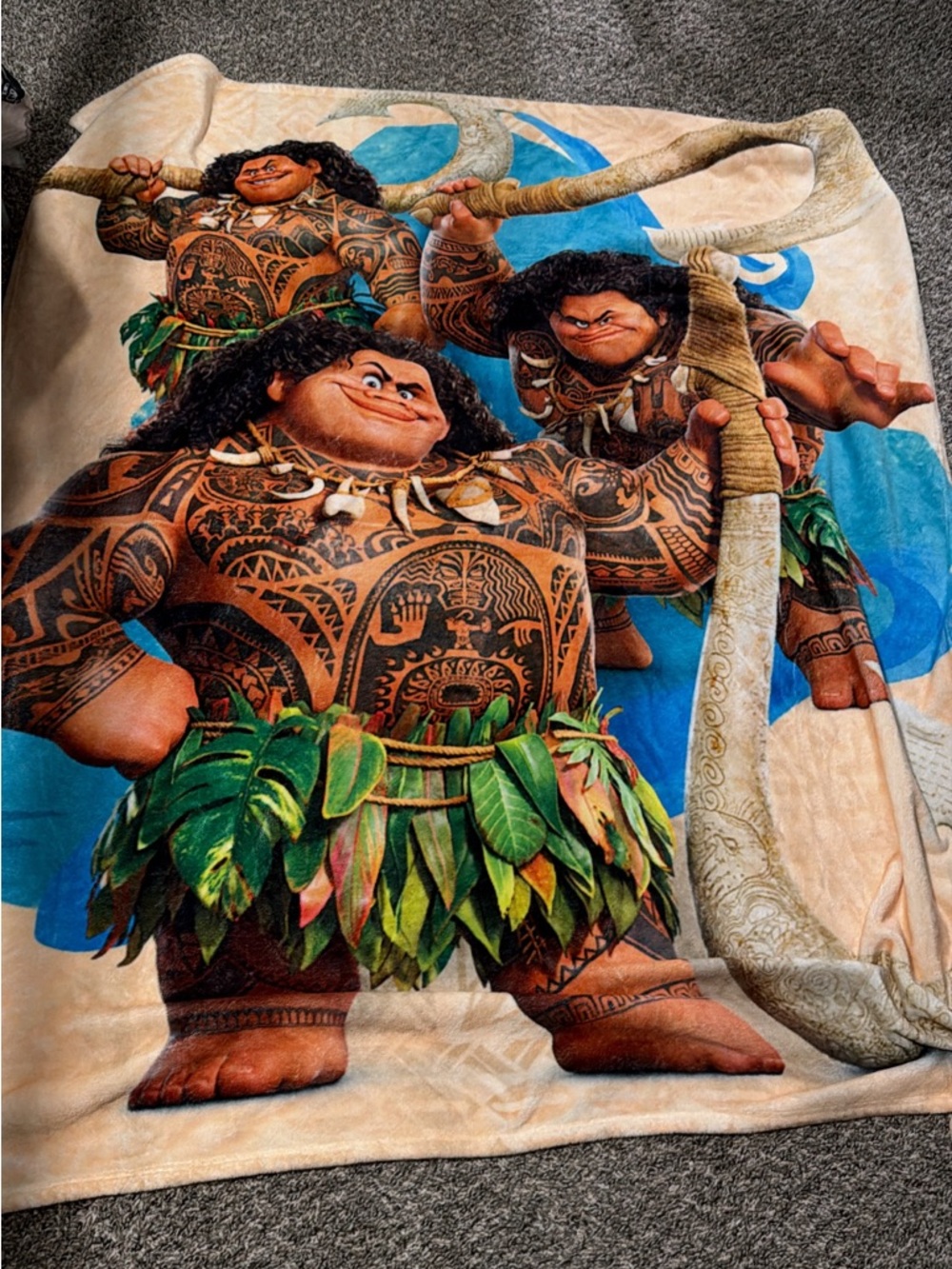 Moana Maui Character Throw Blanket - Colorful Tropical Print